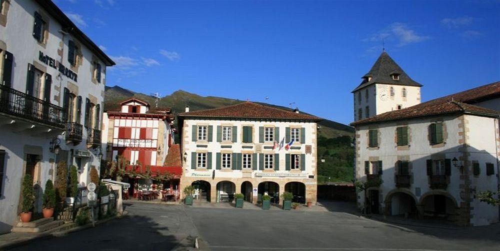 Arraya Hotel Sare Buitenkant foto