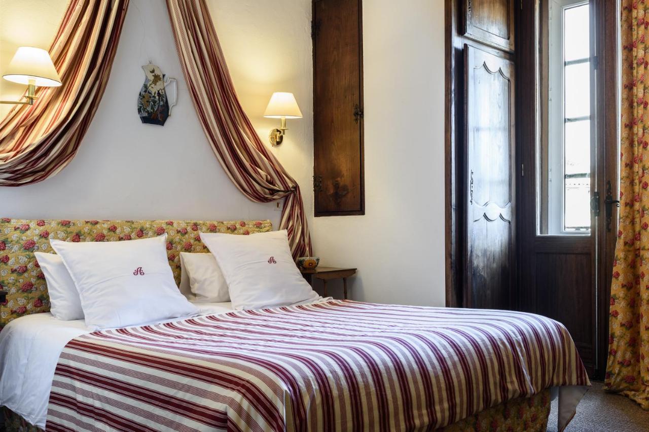 Arraya Hotel Sare Buitenkant foto